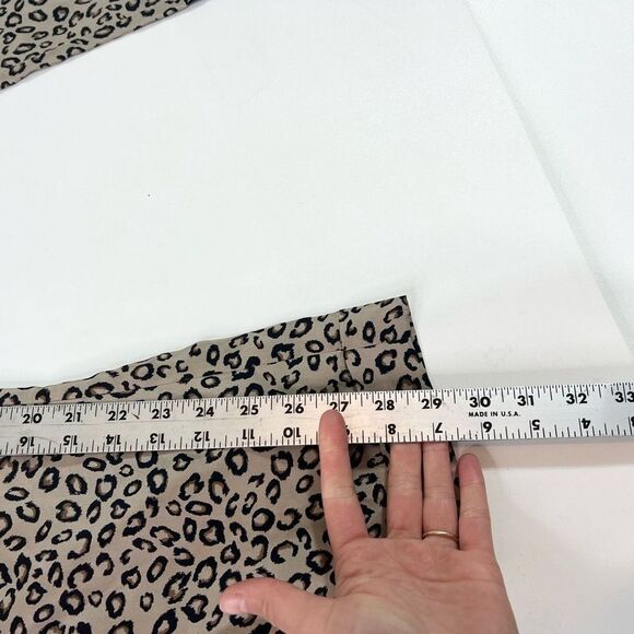 Theory Dress Pants Women's 0 Beige Silk Animal Print Pleated Tapered Leg - Picture 5 of 12